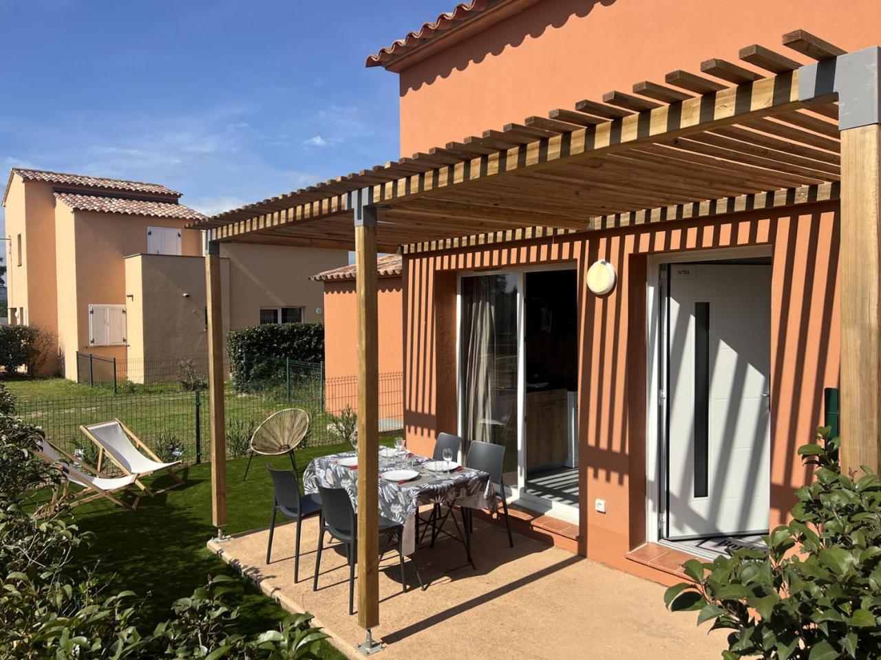 Residence Hoteliere Les Hameaux De Saint Cyprien Appartement 2 Chambres Lecci Kültér fotó